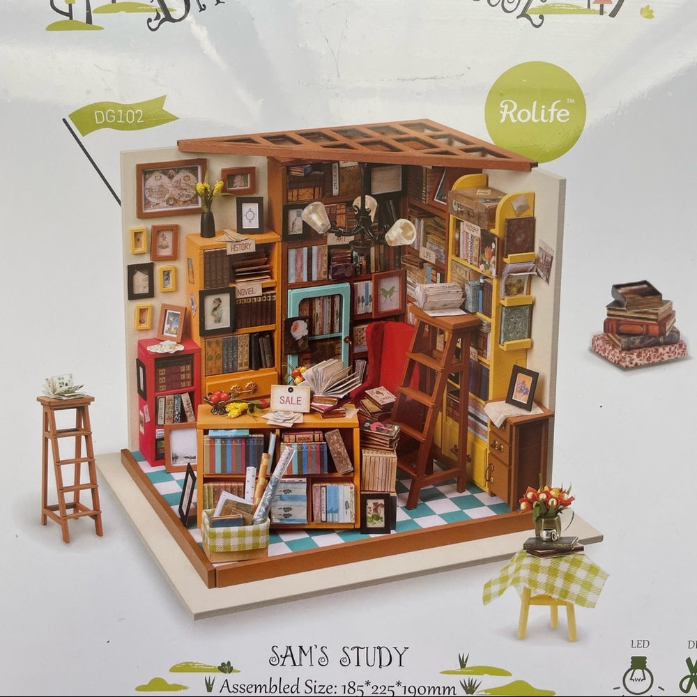 DIY Miniature House: Sam’s Study (NEW)